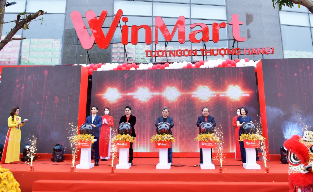 2312-wincommerce-chinh-thyc-cong-by-chuyyn-yyi-thyyng-hiyu-vinmart-thanh-winmart