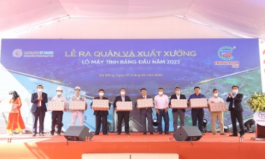 Trungnam Group xuất xưởng lô máy tính bảng thuộc chương trình “Sóng và máy tính cho em”