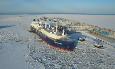 Nguồn cung LNG cho EU tăng vọt làm phá sản kế hoạch của Gazprom