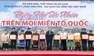 Chủ tịch nước Nguyễn Xuân Phúc dự “Ngày hội sắc xuân trên mọi miền Tổ quốc”