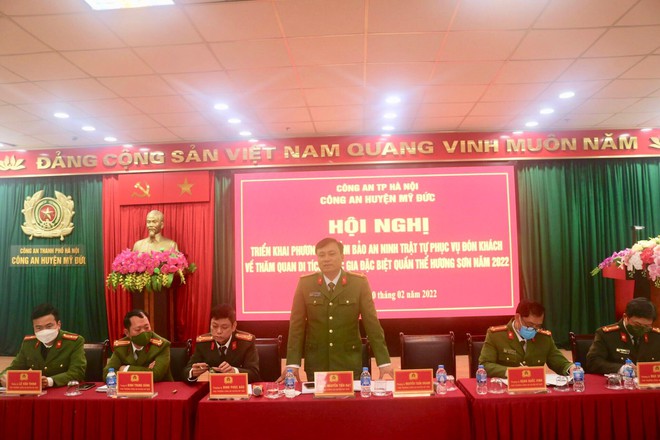 Đảm bảo an ninh trật tự để du khách vãn cảnh chùa Hương an toàn ảnh 2