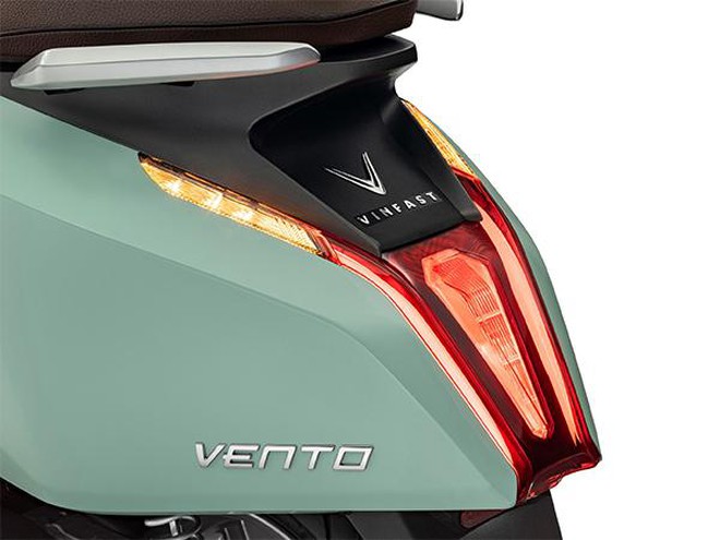 VinFast ra mắt xe máy điện Vento hoàn toàn mới, tốc độ tối đa 80km/h ảnh 7