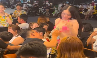 Vĩnh Long: Lập biên bản phạt chủ quán nhậu tổ chức “tiệc sexy”