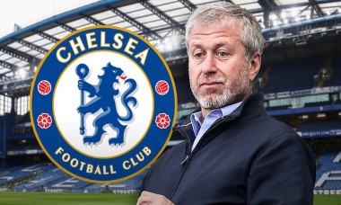 Tỷ phú Abramovich chuyển giao quyền quản lý Chelsea