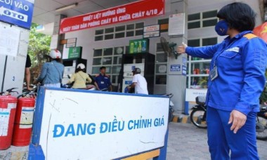 Giá xăng dầu có thể tăng 5.000 – 8.000 đồng/lít, Bộ Công Thương đề xuất giảm 50% thuế môi trường