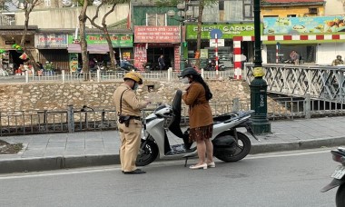 Phạt hàng chục lái xe đi ngược chiều trên tuyến đường “nóng”