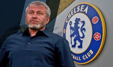 Abramovich bị tước quyền, chấp nhận mất trắng Chelsea