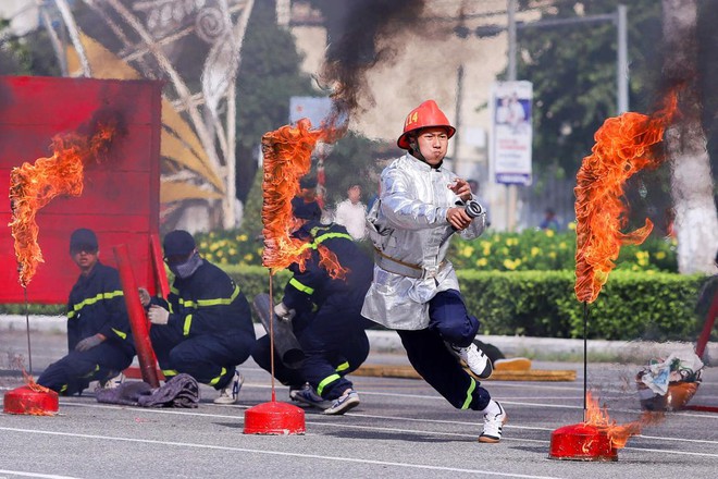 Phải tự hoàn thiện mình để làm việc tốt hơn ảnh 5