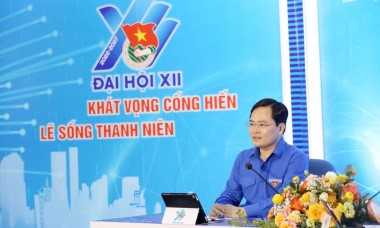 Đối thoại với thanh thiếu niên về khát vọng cống hiến