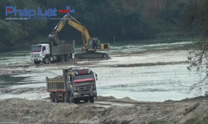 Hà Giang: Lòng sông Lô "gào thét" vì những vụ khai thác cát sỏi vô tội vạ của Công ty Xuân Thiện