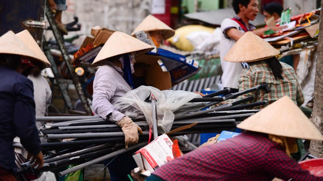 Nhọc nhằn đồng nát, ve chai ảnh 4