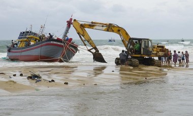 Mưa lũ bất thường hoành hành miền Trung, Thủ tướng yêu cầu tập trung khắc phục