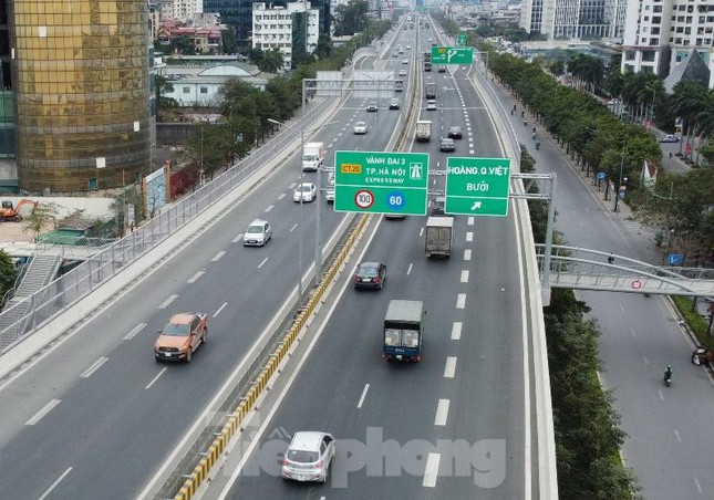 Vành đai 4 có thiết kế về hình thức giống đường Vành đai 3, tuy nhiên về quy mô lớn hơn. Ảnh: Trọng Đảng