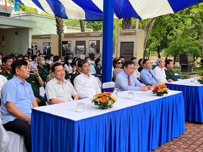 Khai mạc trưng bày "Đại tướng Văn Tiến Dũng - Danh tướng thời đại Hồ Chí Minh" ảnh 2