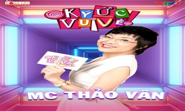 MC Thảo Vân thừa nhận "khá áp lực" khi thay thế nhà báo Lại Văn Sâm