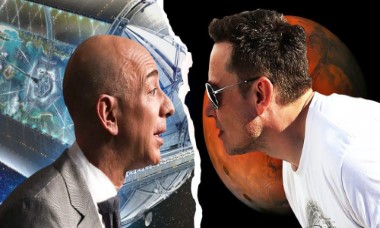 Elon Musk "cà khịa" Jeff Bezos bớt tiệc tùng và làm việc nhiều hơn