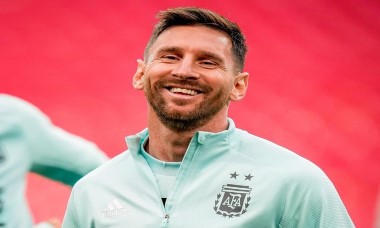 Messi tiết lộ sức khỏe bất ổn