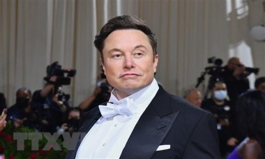 Tỷ phú Elon Musk cảnh báo có thể 'quay lưng' với Twitter