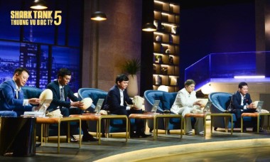 Nhiều bất ngờ trong tập 1 Thương vụ bạc tỷ (Shark Tank) mùa 5