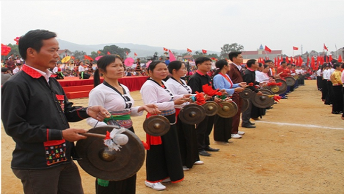 Diễn tấu Cồng chiêng của đồng bào dân tộc MườngThanh Sơn. Nguồn ảnh: Sở Văn hóa Thể thao & Du lịch Phú Thọ.