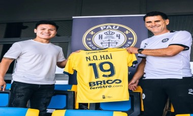 Lượng CĐV theo dõi Pau FC tăng chóng mặt khi Quang Hải xuất hiện