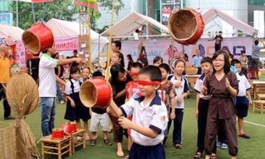 “Làng với tuổi thơ” có nhiều hoạt động hướng tới khách thiếu nhi