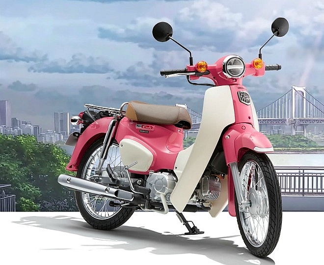 Honda Super Cub 110 bản đặc biệt với màu hồng nữ tính làm xao xuyến người hâm mộ