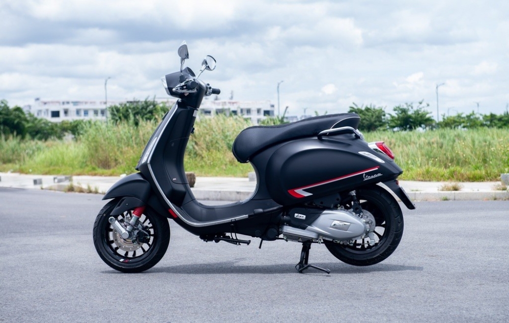 Xe máy Vespa Sprint S 2022: Thiết kế độc, lạ đẹp 'xỉu ngang xỉu dọc'