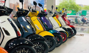 Vespa Sprint S phiên bản thể thao đặc biệt: Mẫu xe máy "ông chạy bà mê"