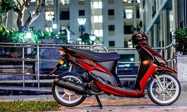 "Tái xuất" mẫu xe tay ga với giá "mềm như bún": Xe máy Honda Vision "thất sủng"