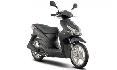 Mẫu xe máy "sinh đôi" Honda Air Blade có giá "siêu rẻ": Thể thao, bền bỉ và tiết kiệm nhiên liệu