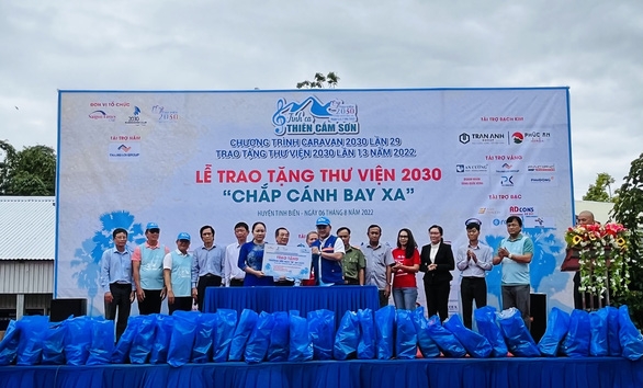 Trần anh Group- Trao tặng thư viện sách cho trẻ em khó khăn tại huyện Tịnh Biên