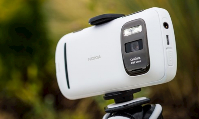 Trình làng “ông vua không ngai” Nokia trong cuộc đua camera di động