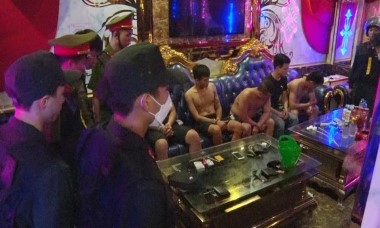 ‘Bữa tiệc’ bay lắc với hàng chục đối tượng trong quán karaoke Thiên Đường II