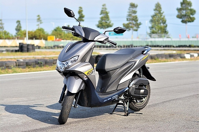 Xe máy tay ga cho nam giá 40 triệu: Honda Air Blade 125 hay Yamaha Freego S?