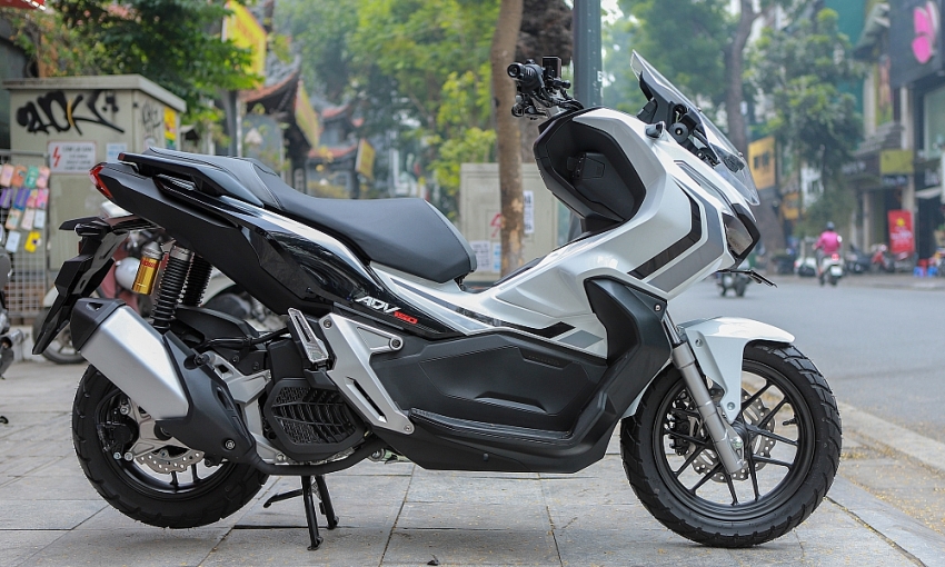 “Chiến thần” Honda ADV 150 ABS: Sự lựa chọn đánh bay "tay ga quốc dân" SH