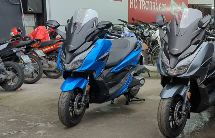 Honda trình làng mẫu xe máy dành cho dân phượt: Diện mạo hầm hố, sức mạnh vượt SH Việt