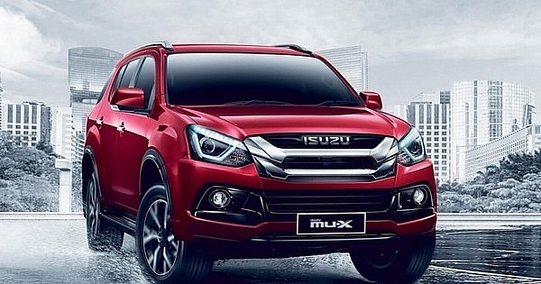 Top ô tô SUV 7 chỗ dưới 1 tỷ đồng đáng mua tại Việt Nam