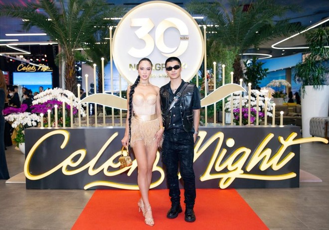 Tùng Dương - Thảo Trang cháy hết mình trên sân khấu "Celeb Night" ảnh 4