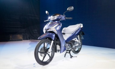 Chạy đầy phố, xe máy Honda Future 2022 có gì “hot”?