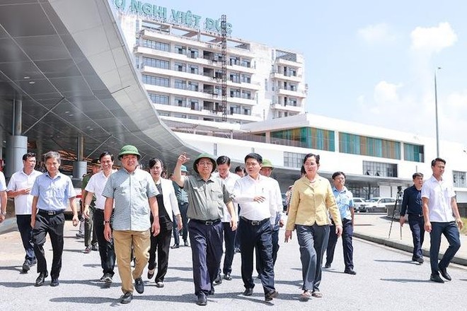 Thủ tướng: Nhân dân đang mong mỏi các dự án bệnh viện lớn sớm đưa vào sử dụng ảnh 1