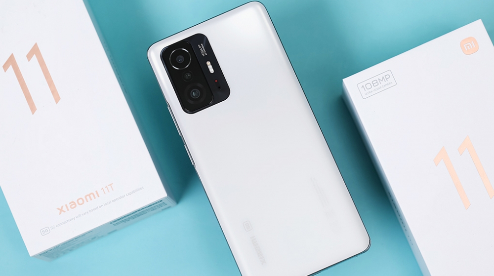 Xiaomi “đốt nóng” thị trường với “siêu phẩm” thiết kế bóng bẩy, hiệu năng “hết sẩy”