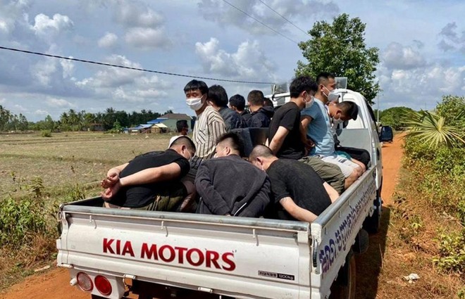 [Tin nhanh tối 20-9-2022] Án mạng nghiêm trọng tại Phú Yên, vợ tử vong, chồng nguy kịch ảnh 3