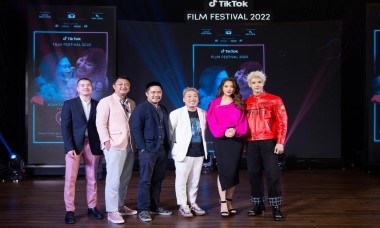 Trương Ngọc Ánh – Quyền Linh tái ngộ trên “ghế nóng” TikTok Film Festival 2022