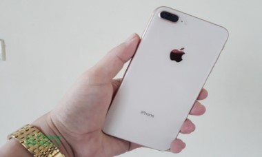 iPhone 8 Plus giảm giá "hút hồn" người dùng: "Nội thất" đẳng cấp, "sang chảnh" thôi rồi