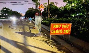 Cấm đỗ xe, khóa bánh xe vi phạm tại đường nội khu đô thị - có phạm luật?