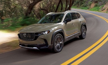 Ra mắt Mazda CX-50 2023 : Đẳng  cấp hơn, dễ đẩy CX-5 vào thế "cực khó"