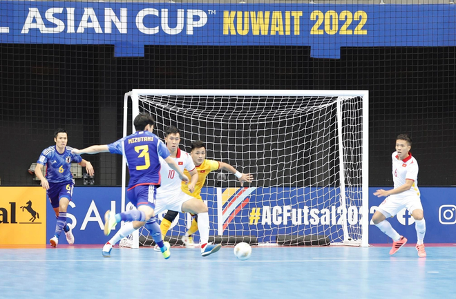 Thua Nhật Bản, tuyển Việt Nam vẫn vào tứ kết futsal châu Á 2022 ảnh 1