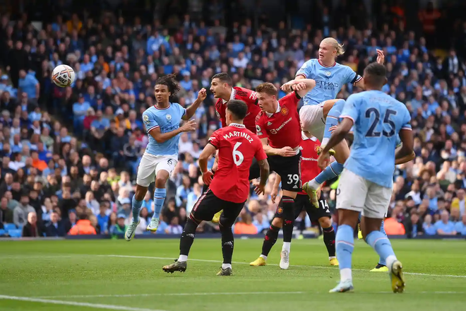 Haaland và Foden cùng lập hattrick, Man City nhấn chìm MU ảnh 1