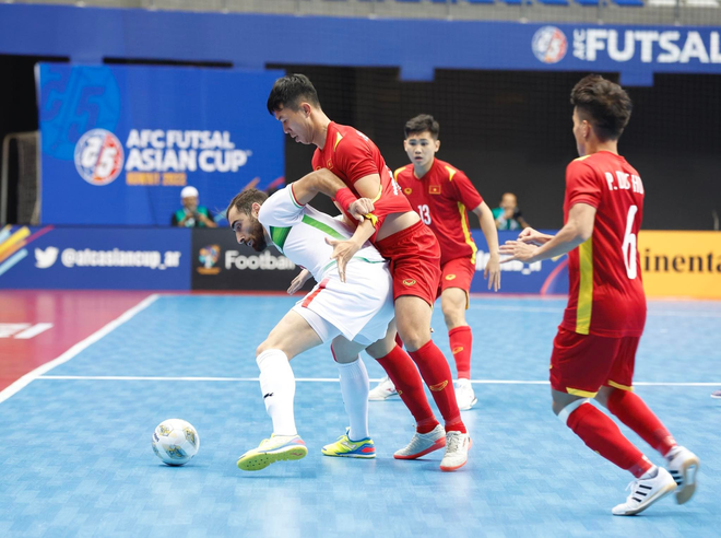 Thua đậm Iran, futsal Việt Nam dừng bước ở tứ kết ảnh 1